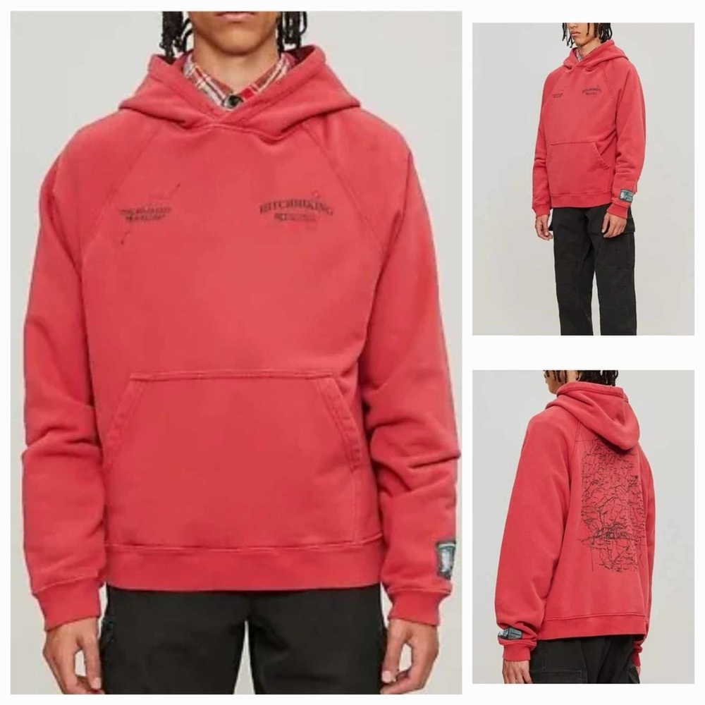REESE COOPER "HITCHHIKING" RED GRAPHIC JERSEY RAGLAN HOODIE- Men's size LARGE